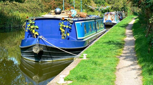 9 Tips for Being Eco-friendly on a Canal Boat