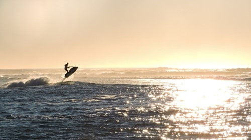 8 reasons why you should buy a jet ski