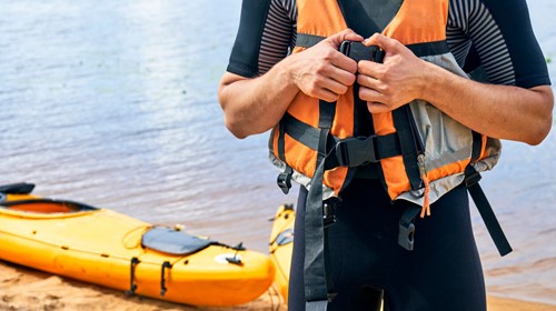 The 7 best life vests for kayaking