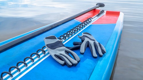The 10 best gloves for paddle boarding